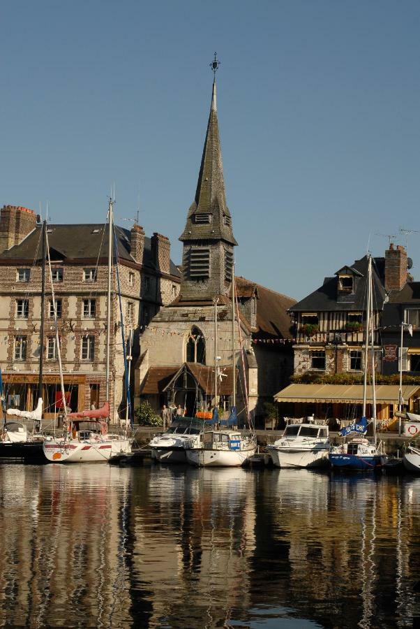 Cosy Maison 3 Chambres Honfleur Jardin, Parking Prive Et Jacuzzi ภายนอก รูปภาพ